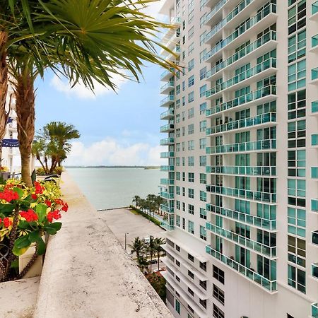 The Club At Brickell Bay Luxury Suites Майами Экстерьер фото