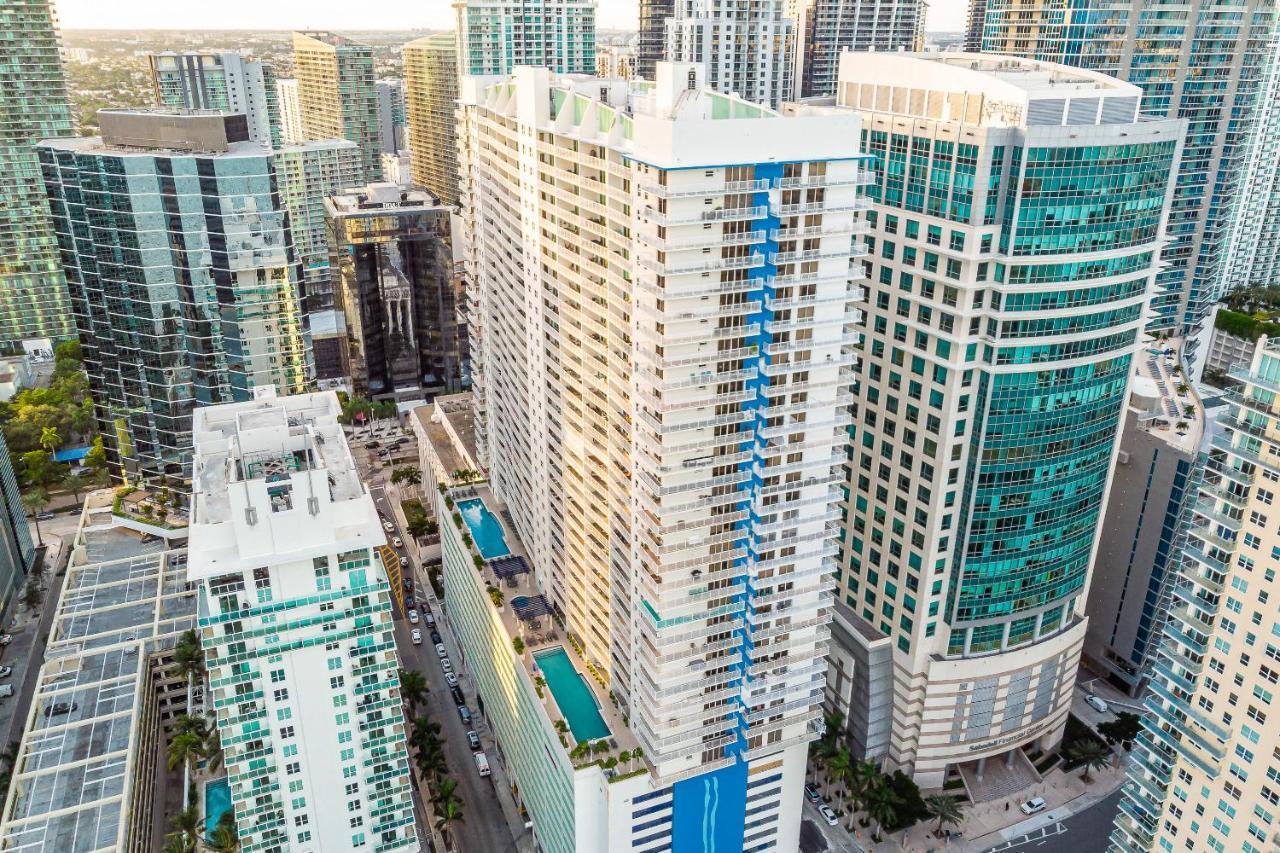 The Club At Brickell Bay Luxury Suites Майами Экстерьер фото