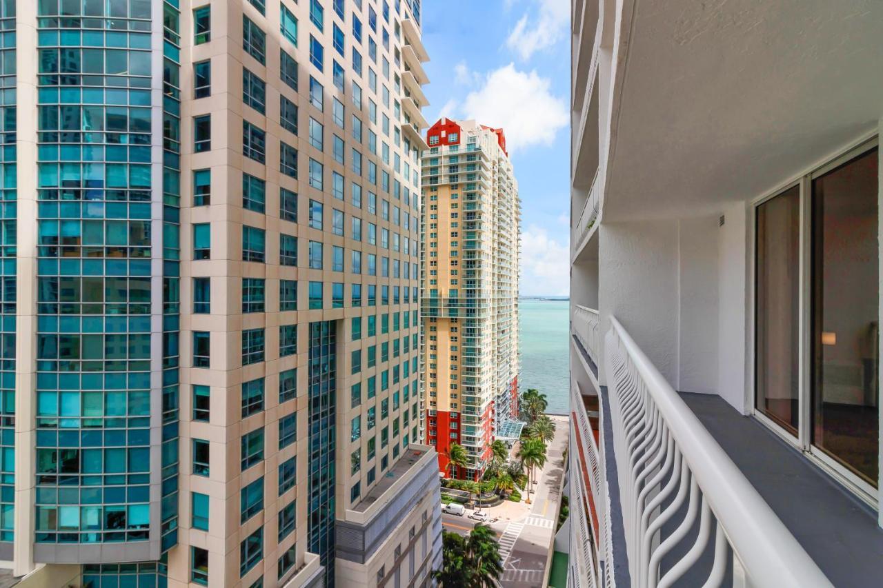 The Club At Brickell Bay Luxury Suites Майами Экстерьер фото